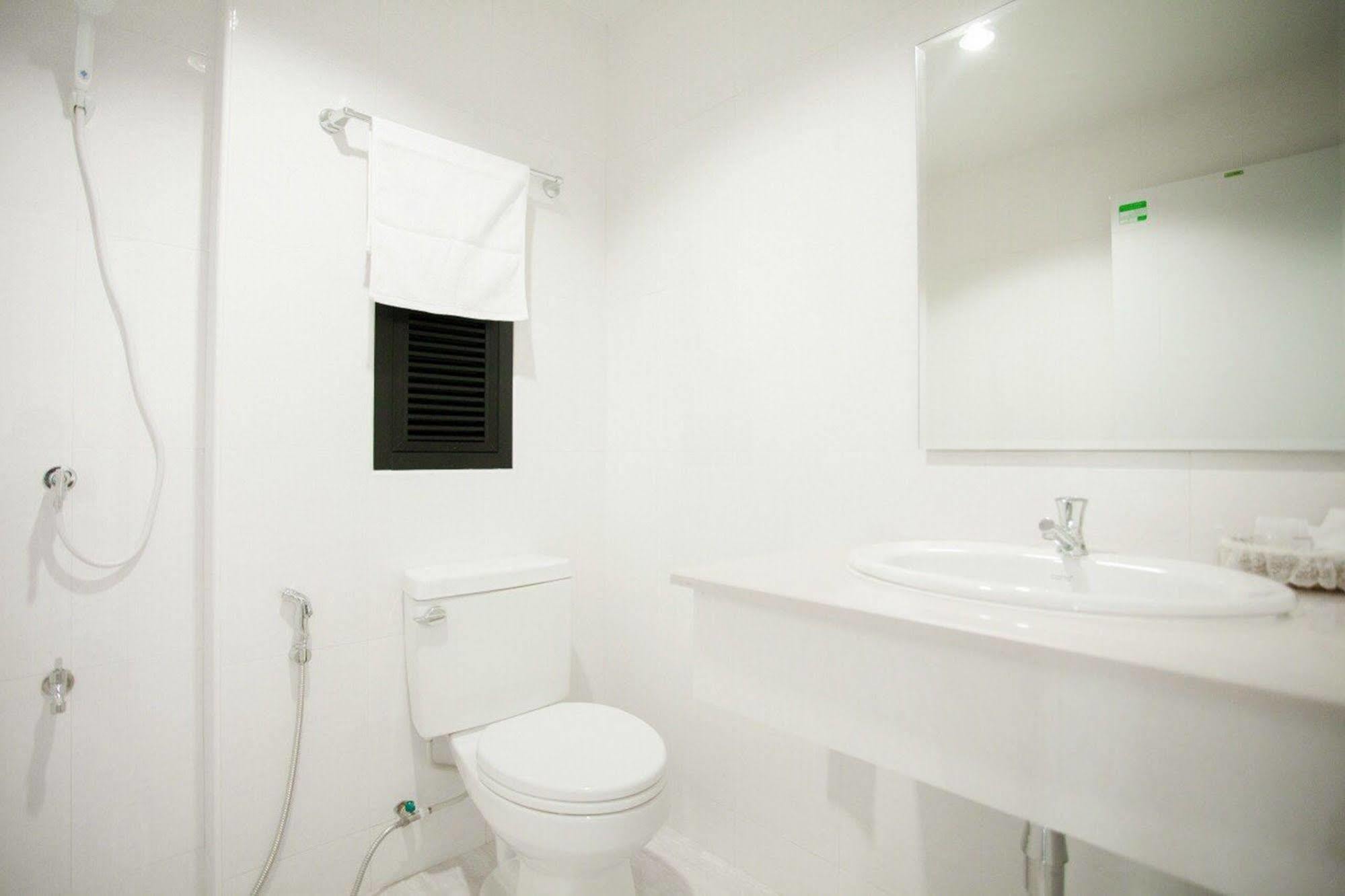The Viewpoint Hostel Phitsanulok Exterior photo